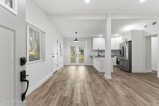 5501 KEYSTONE Drive S, Jacksonville, FL 32207