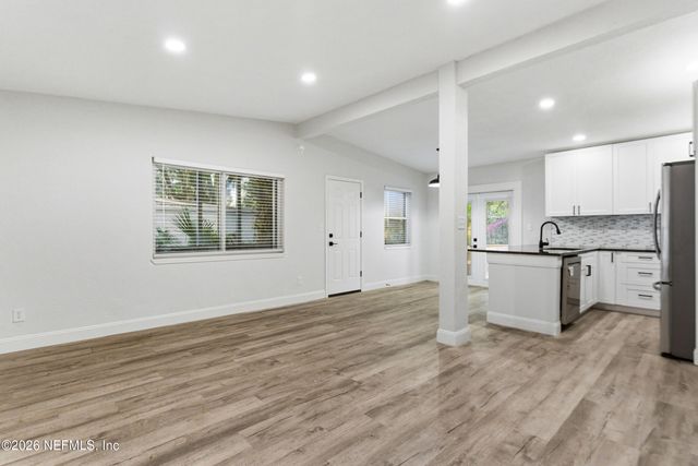 5501 KEYSTONE Drive S, Jacksonville, FL 32207