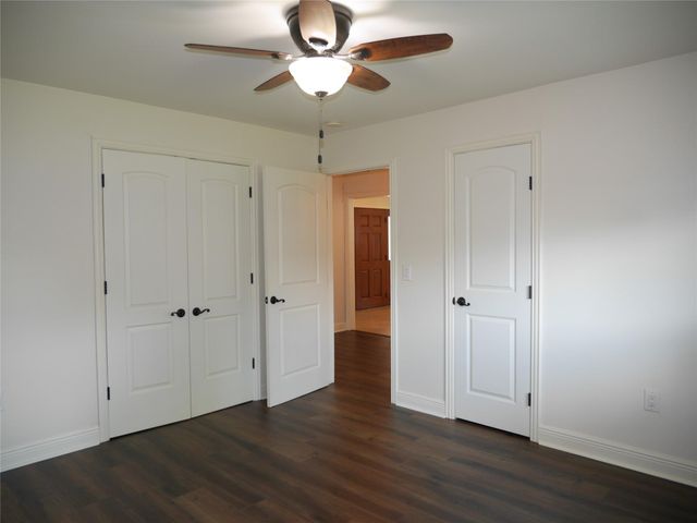 5722 N Braeswood Boulevard, Houston, TX 77096