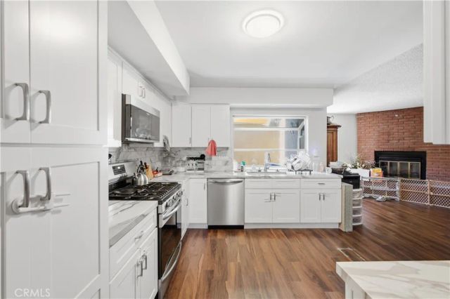 1434 Via Del Rio, Corona, CA 92882