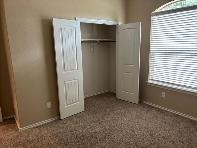 25111 Country Gate Drive, Tomball, TX 77375