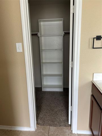 25111 Country Gate Drive, Tomball, TX 77375