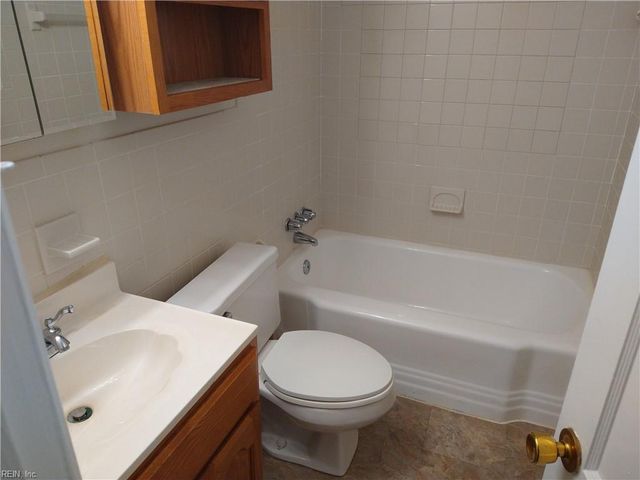 853 Wolcott AVE, Norfolk, VA 23513