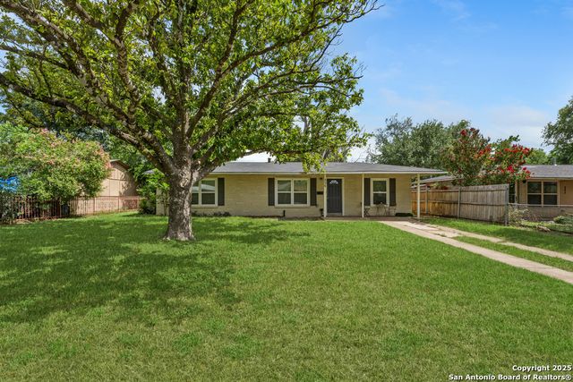 338 TOMROB DR, San Antonio, TX 78220
