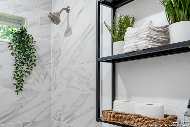 338 TOMROB DR, San Antonio, TX 78220