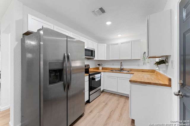 338 TOMROB DR, San Antonio, TX 78220