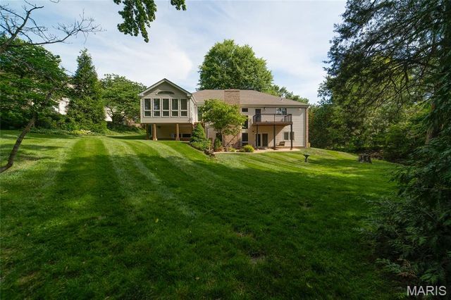4 Margaret Brown Court, St Peters, MO 63376