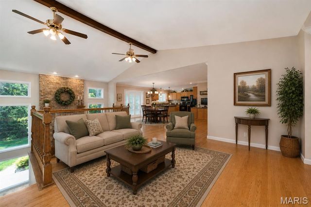 4 Margaret Brown Court, St Peters, MO 63376