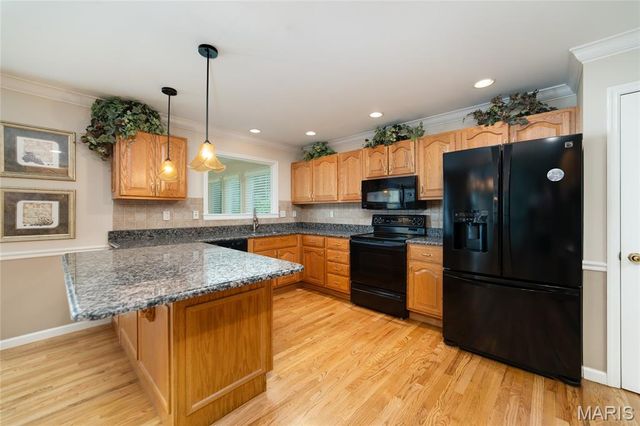 4 Margaret Brown Court, St Peters, MO 63376