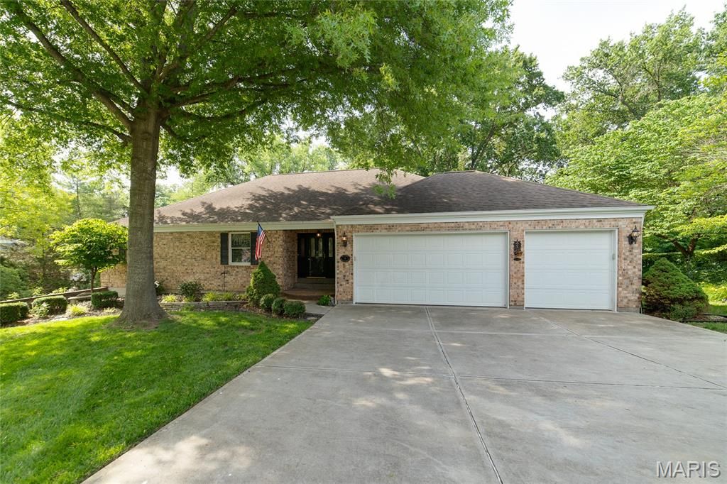 4 Margaret Brown Court, St Peters, MO 63376