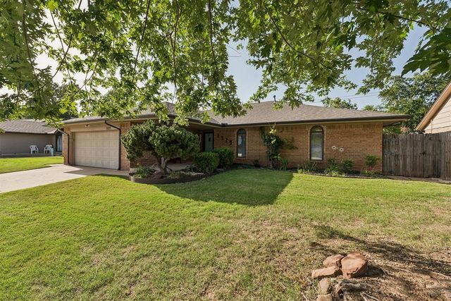 1529 Kingsgate Road, Oklahoma City, OK 73159