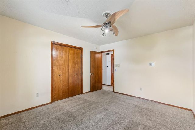 1529 Kingsgate Road, Oklahoma City, OK 73159