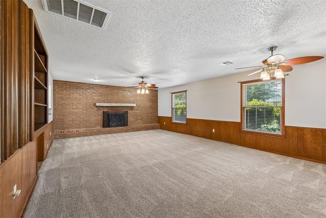 1529 Kingsgate Road, Oklahoma City, OK 73159
