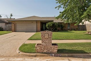 1529 Kingsgate Road, Oklahoma City, OK 73159