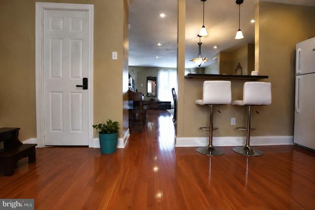 8018 CHELWYNDE AVE, Philadelphia, PA 19153