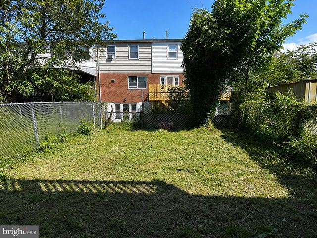 8018 CHELWYNDE AVE, Philadelphia, PA 19153