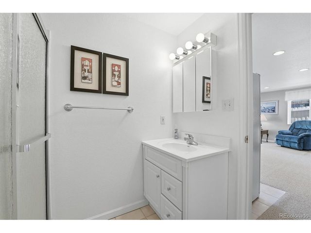 7287 S Acoma St, Littleton, CO 80120