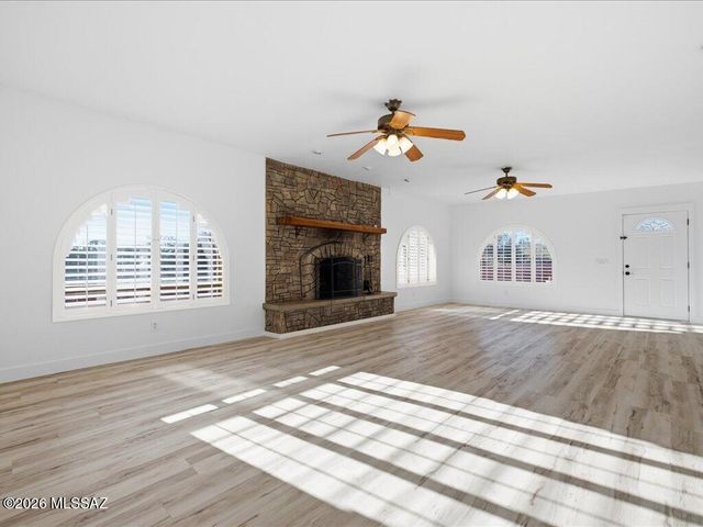 8790 N Morning View Drive, Tucson, AZ 85704