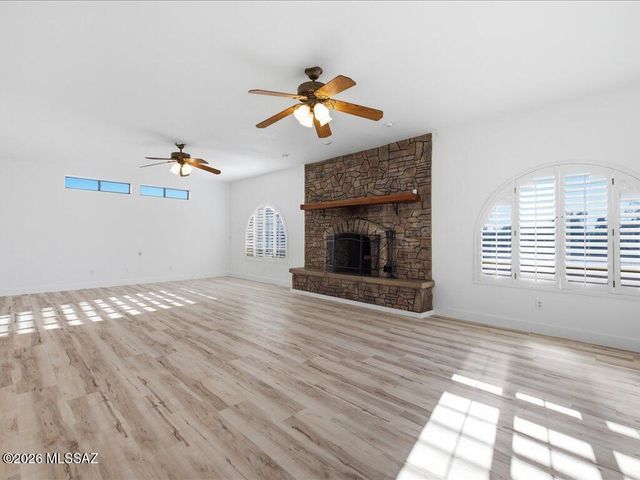 8790 N Morning View Drive, Tucson, AZ 85704