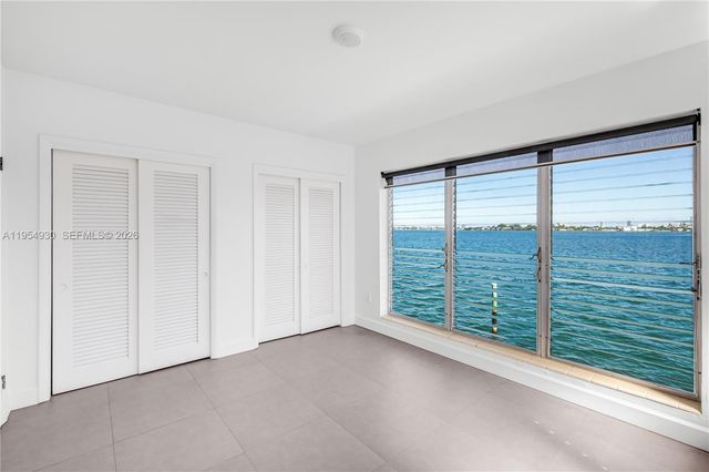 7921 East Dr 15, North Bay Village, FL 33141