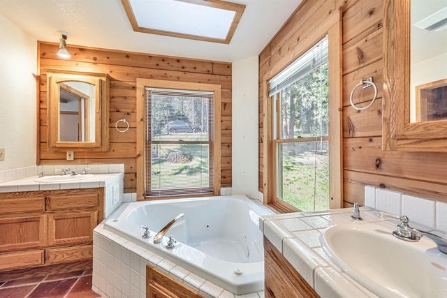 18008 N Mace Dr, Pioneer, CA 95666