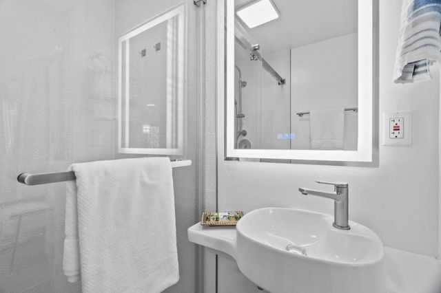 5957 Hosta Lane, San Jose, CA 95124