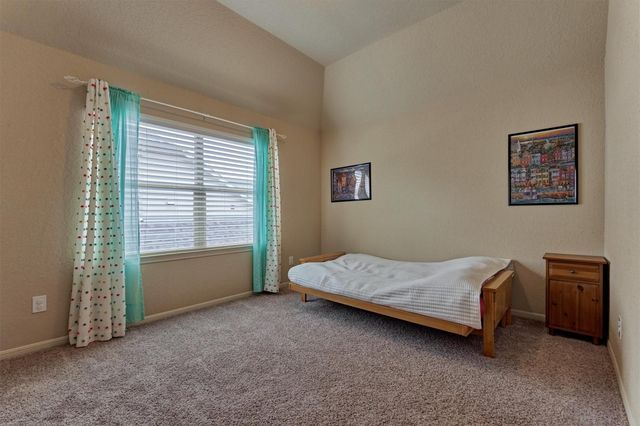 6 Devon Dale Drive, Tomball, TX 77375