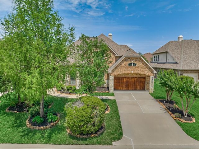 6 Devon Dale Drive, Tomball, TX 77375