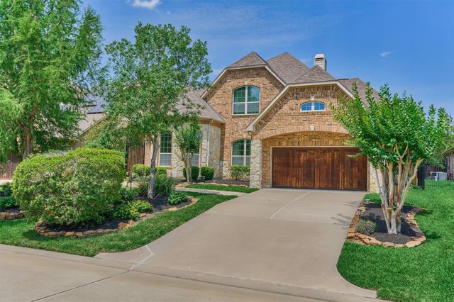 6 Devon Dale Drive, Tomball, TX 77375