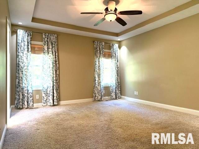 1620 Hoechester Road, Springfield, IL 62712