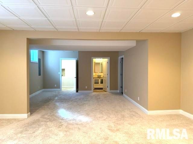 1620 Hoechester Road, Springfield, IL 62712