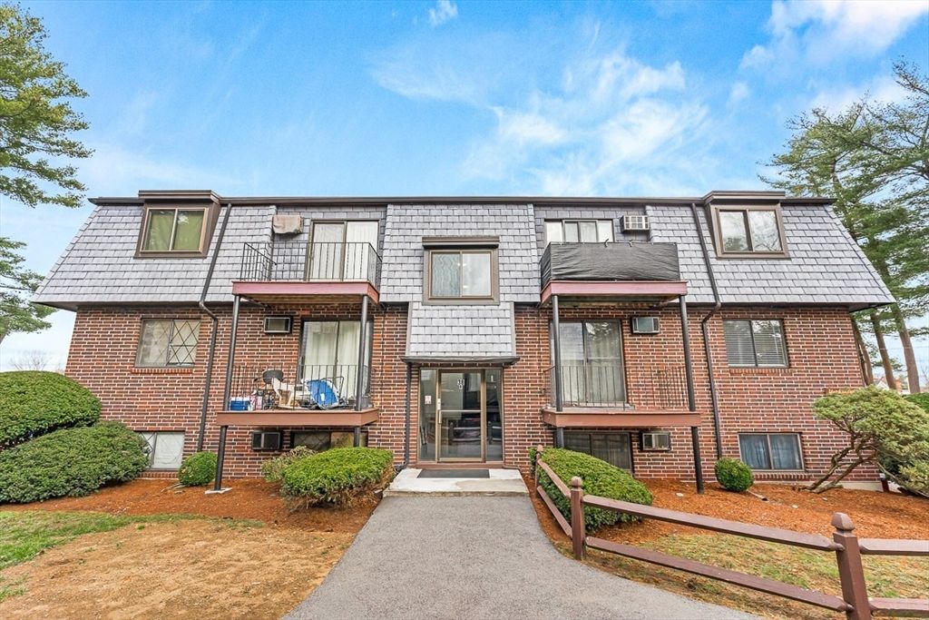 38 Main Street 15, North Reading, MA 01864