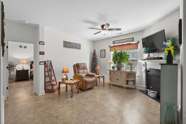 132 Rivers Edge Dr., Conway, SC 29526