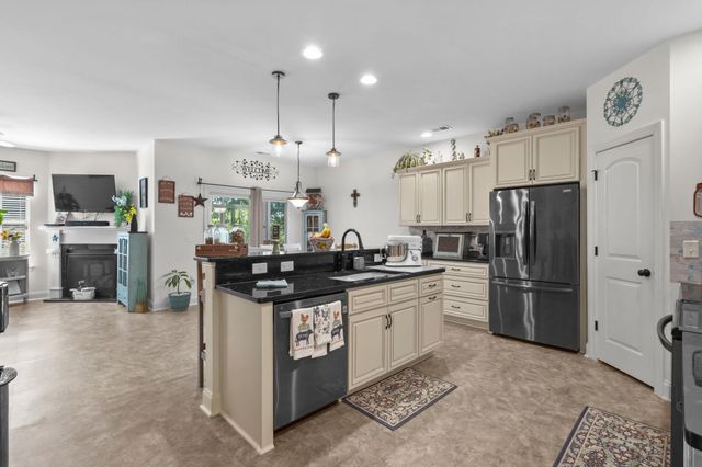 132 Rivers Edge Dr., Conway, SC 29526