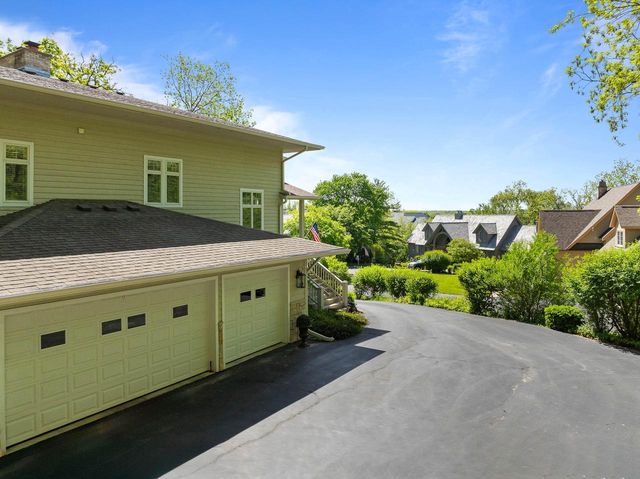 1066 Edinborough COURT, Lake Geneva, WI 53147