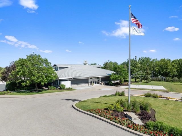 1066 Edinborough COURT, Lake Geneva, WI 53147