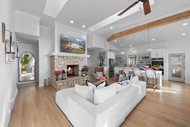 1066 Edinborough COURT, Lake Geneva, WI 53147