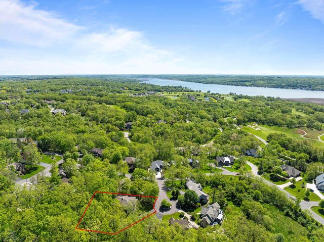 1066 Edinborough COURT, Lake Geneva, WI 53147