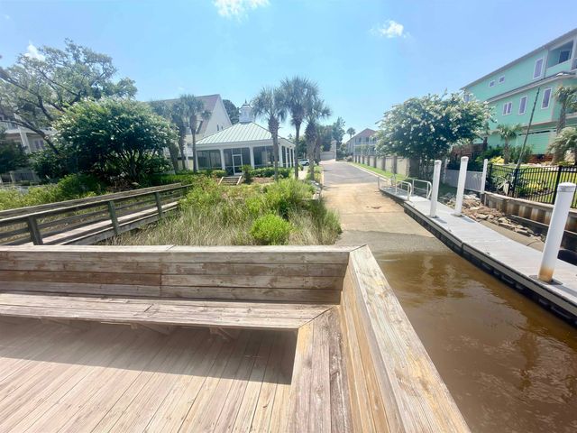 1627 Eastover Ln., North Myrtle Beach, SC 29582