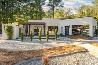 2210 Winterlochen Road, Fayetteville, NC 28305