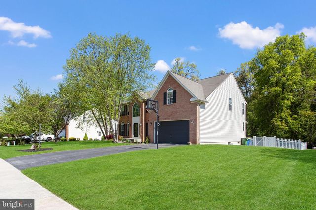 38 FIRMIN WAY, Hanover, PA 17331