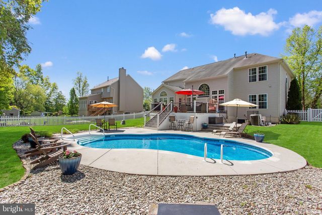 38 FIRMIN WAY, Hanover, PA 17331