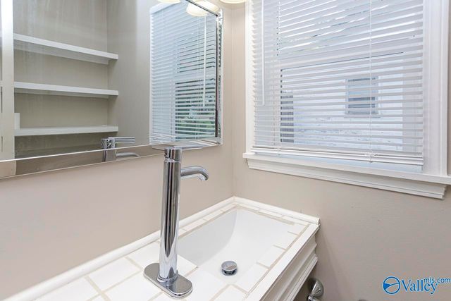 2409 Huntsville Street NW, Huntsville, AL 35811