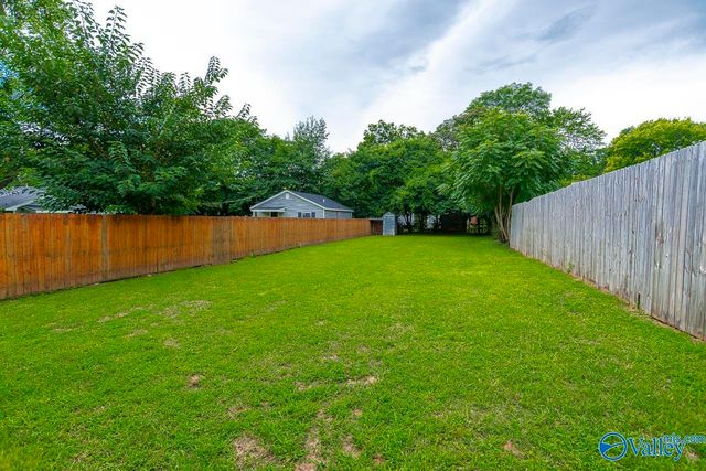 2409 Huntsville Street NW, Huntsville, AL 35811