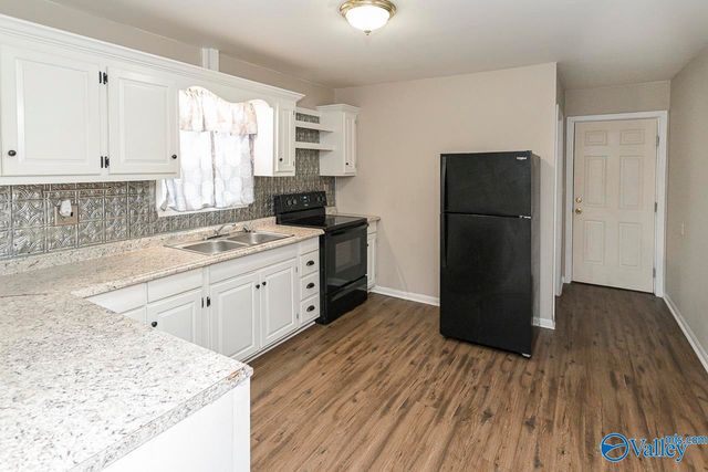 2409 Huntsville Street NW, Huntsville, AL 35811