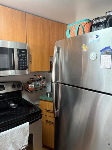 540 Brickell Key Dr 910, Miami, FL 33131