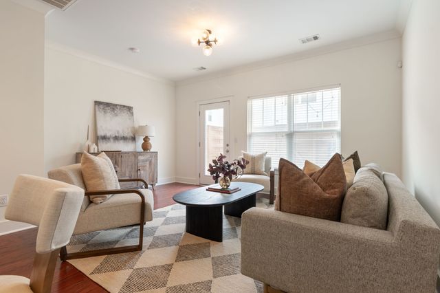 414 W Mill Dr, Nashville, TN 37209