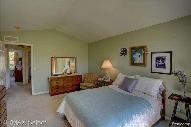 5100 Meadow Crest Circle, Grand Blanc Charter Township, MI 48442