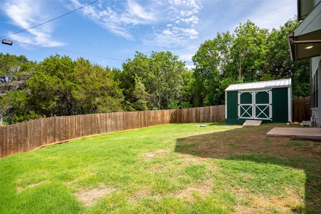 924 Arkansas River Drive, Granbury, TX 76048