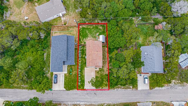 924 Arkansas River Drive, Granbury, TX 76048